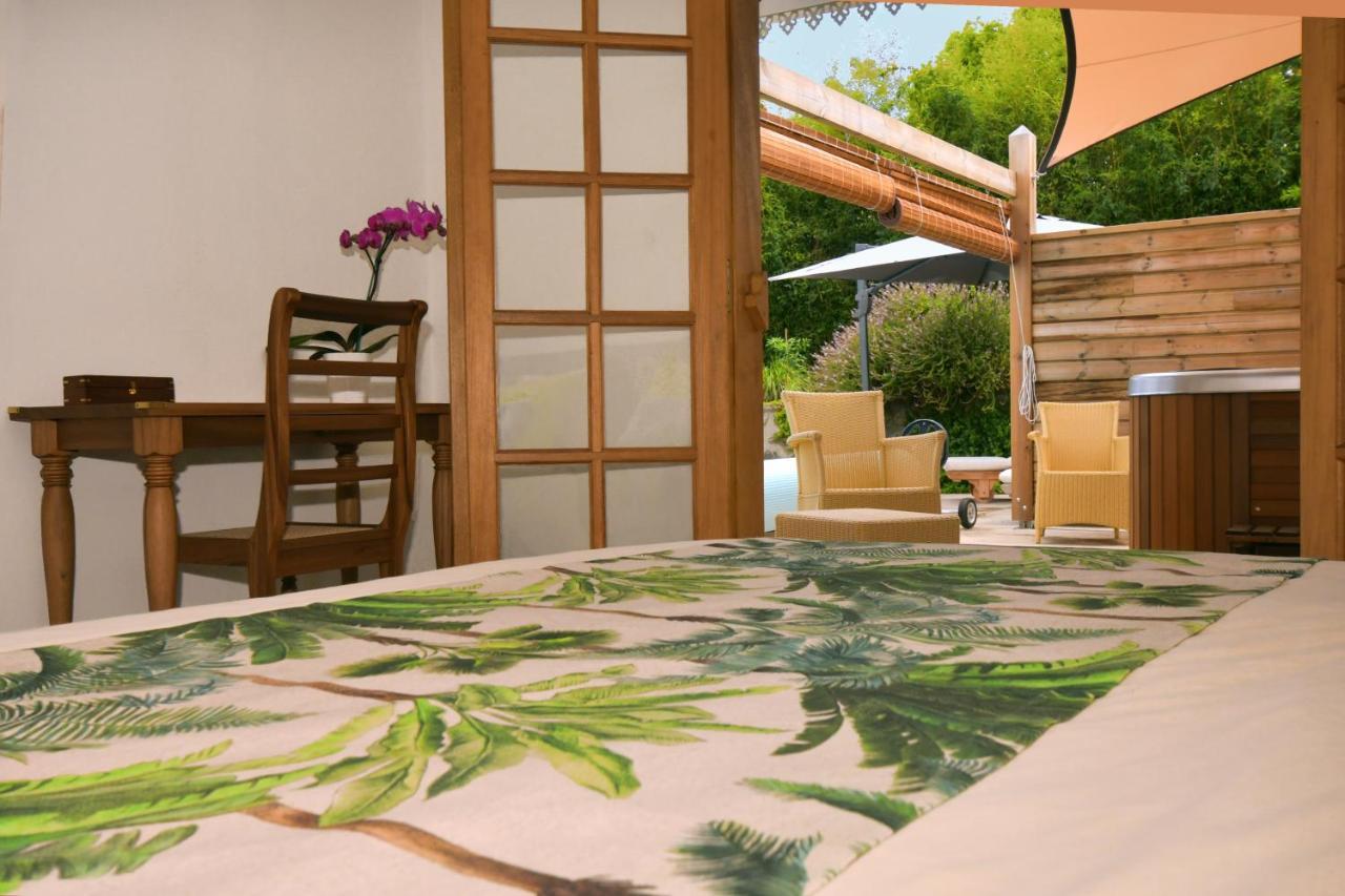 Bed and Breakfast Le Jacaranda Du Guillaume Le Guillaume Esterno foto